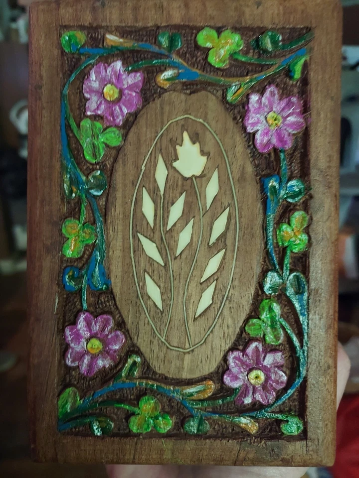 Vintage Carved Wood Hinged Keepsake Box, Inlaid Bone Flower, Handpainted - Image 4 of 4