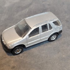 Petite voiture miniature Maisto Mercedes Benz ML 320 occasion