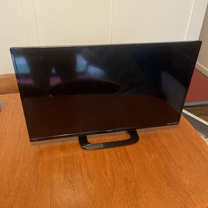 31” SHARP Liquid Crystal TV Model LC-32LE451U