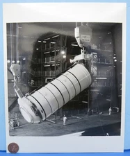 NASA PHOTO '79 vtg Solid Rocket Booster Space Shuttle Segment Prep 8" x 10" B&W
