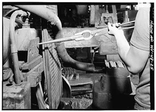 25. INTERIOR VIEW, DETAIL SIZING GUAGE ADJACENT BRADLEY HAMMER - Warwood Tool