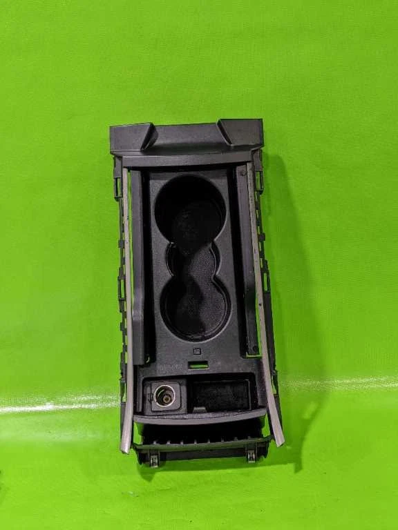 13-16 MKZ ЦЕНТРАЛЬНАЯ КОНСОЛЬ ПОДСТАКАННИК OEM 4209-30 - Изображение 2 из 4