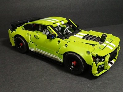 LEGO TECHNIC: Ford Mustang Shelby Gt500 (42138) Appears Complete, no box/manual