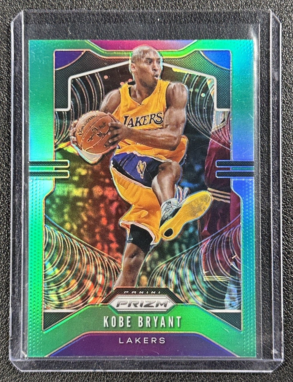 KOBE BRYANT 2019-20 PANINI PRIZM #8 GREEN LAKERS
