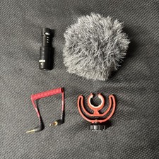 Rode Videomicro Microphone With Windshield And Cord