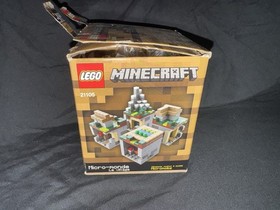 LEGO Minecraft Micro World The Village Set 21105 (2013) NEW OPEN BOX