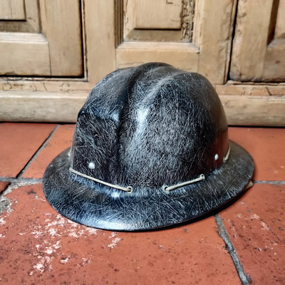Vintage schwarzer Fiberglas Feuerwehrhelm Everoak 50er 60er Jahre Größe 61/2 bis 71/2