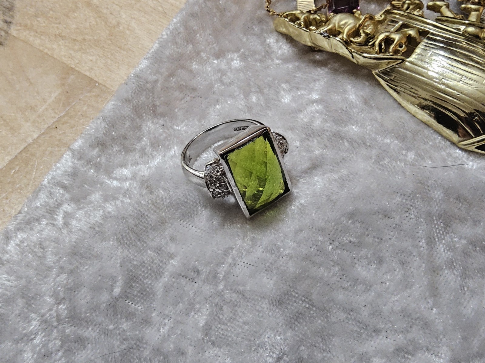 Sterling Silver Rectangle Emerald Cut Peridot Gre… - image 8