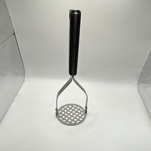 Flint Stainless Steel Potato Masher Silver Black Plastic Kitchen Utensil
