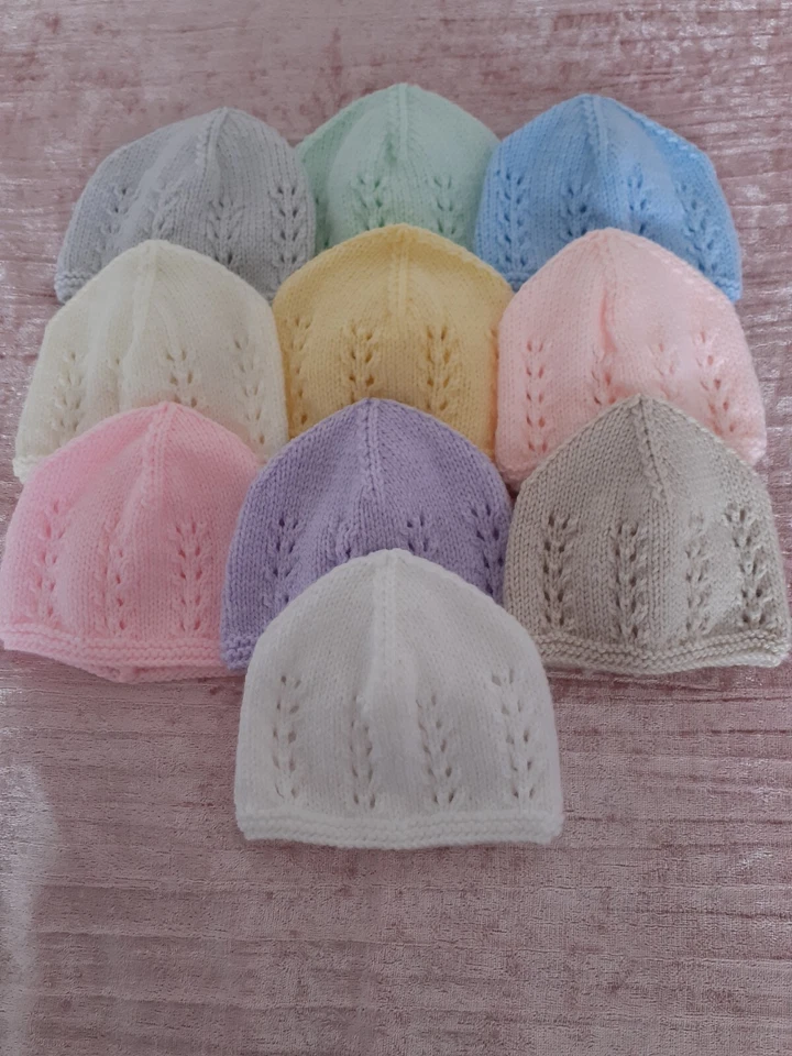 HAND KNITTED NEU HANDGESTRICKTE NEUGEBORENE BABY BEANIE MÜTZE