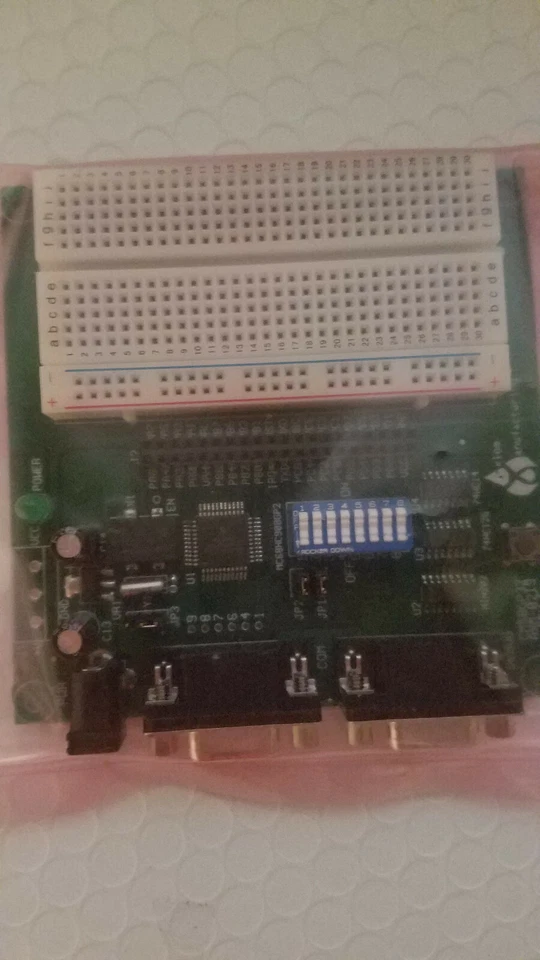 CMS-8GP32 Development Microcontroller MC68HC908GP32 NEW - Image 3 of 4