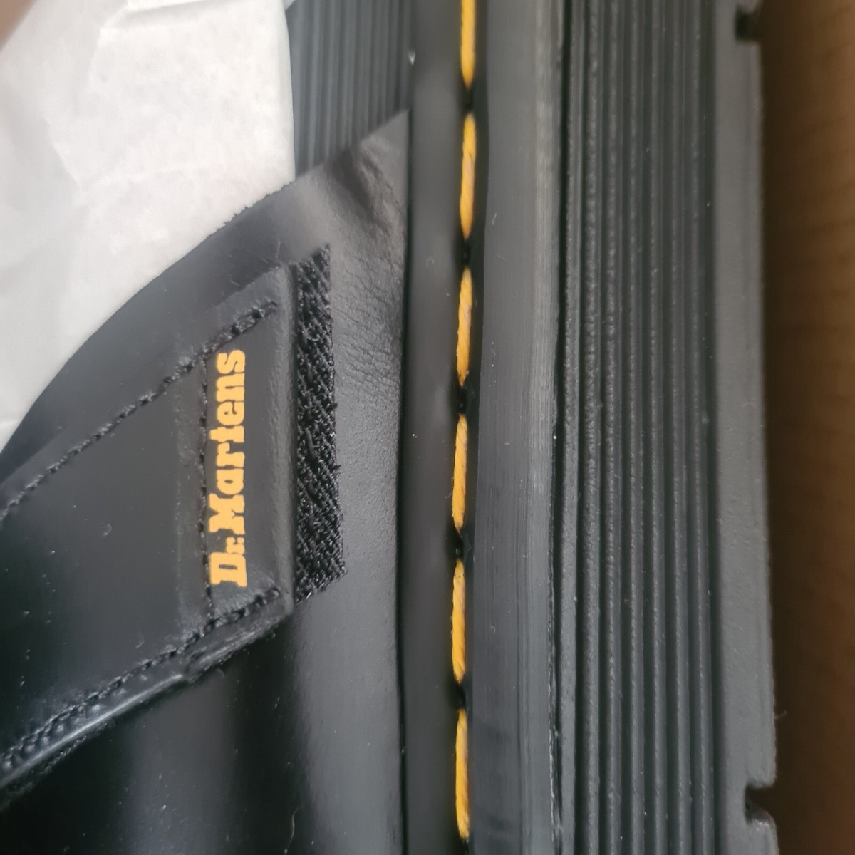 Dr.Martens Daxton Leather Slide Sandals size 12 brand new