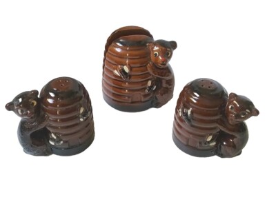 Vintage Bear & Honey Bee Beehive Salt & Pepper Shakers & Napkins Holder Japan