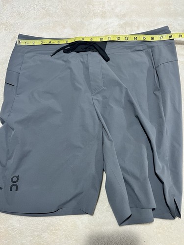 Pantalones cortos híbridos Run On Clouds para hombre gris con cordón ropa deportiva talla XL - Imagen 9 de 10