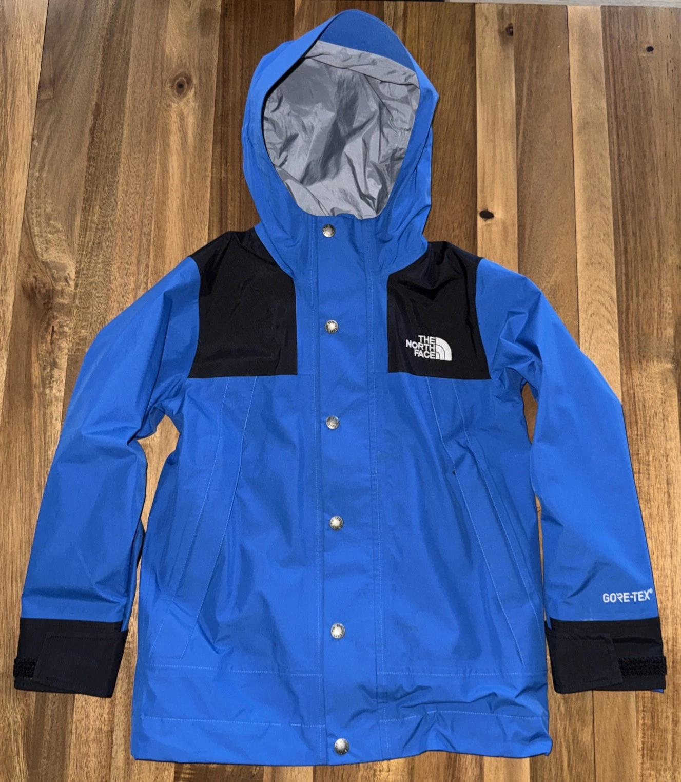 The North Face GORETEX Mountain Jacket Blue Boys Youth Size S EUC
Opens in a new window or tab