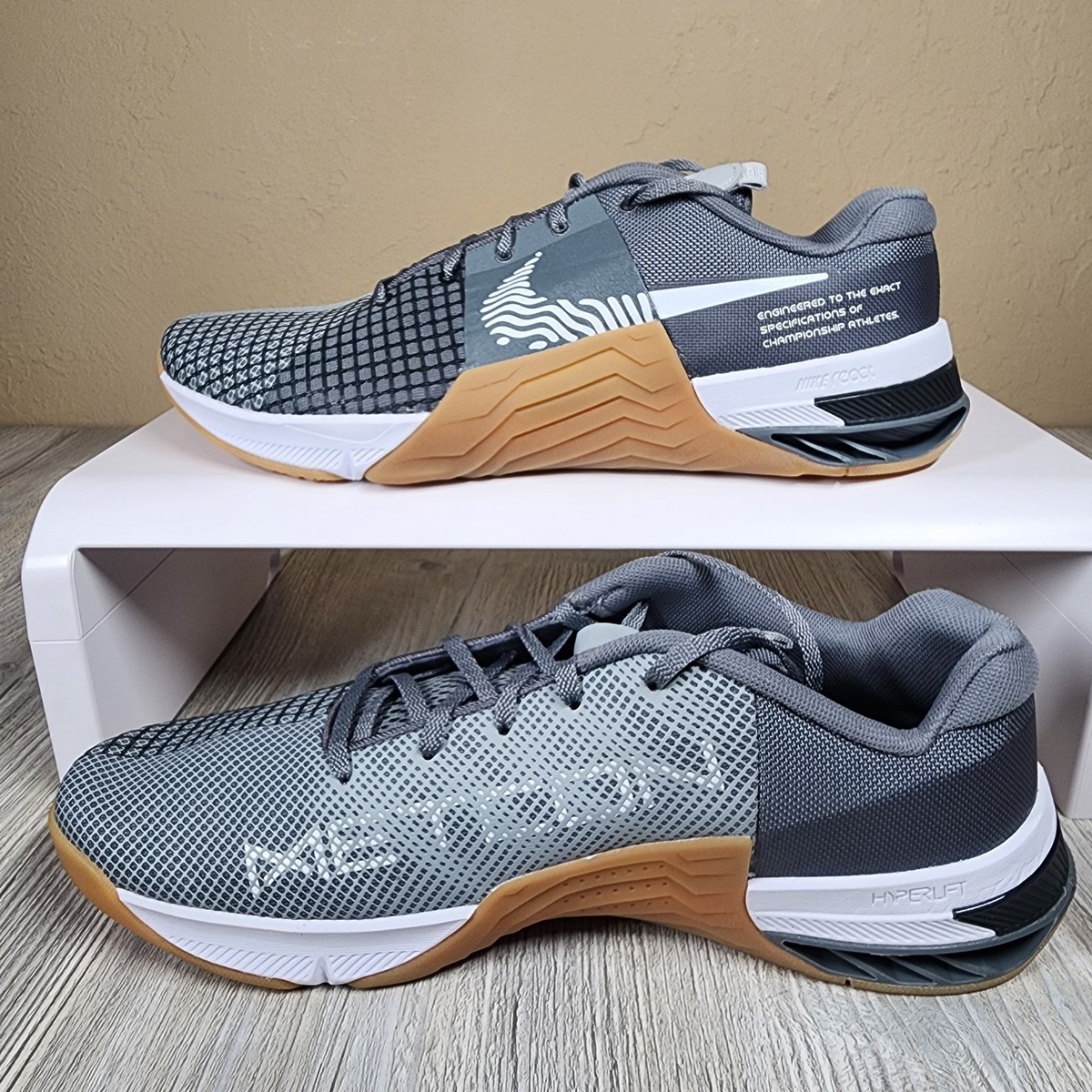 Nike Metcon 8 Training Shoes Smoke Gray/Gum Mens Size 12.5 New
