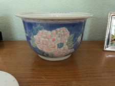 Pretty Vintage Ceramic  Plant Pot Holder Oxted Surrey