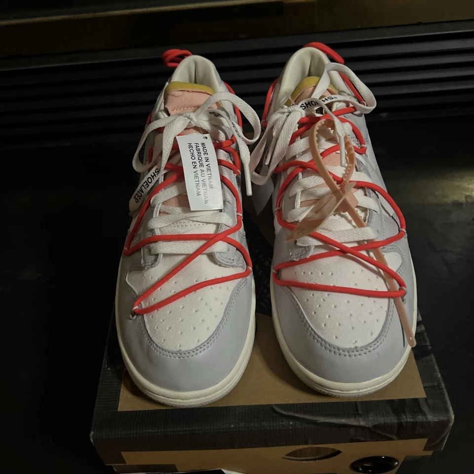 Size 10.5 - Nike Off-White x Dunk Low Lot 06 of 50 - Image 3 of 4