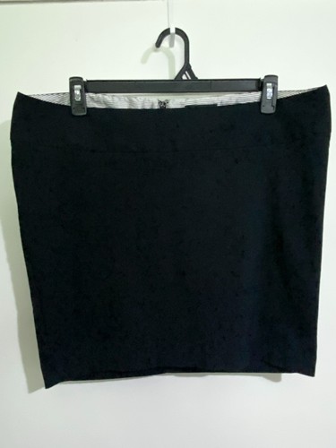 Torrid Y2K Black Stretch Mini Pencil Skirt Sz 18 Vintage Script Logo Back Zip