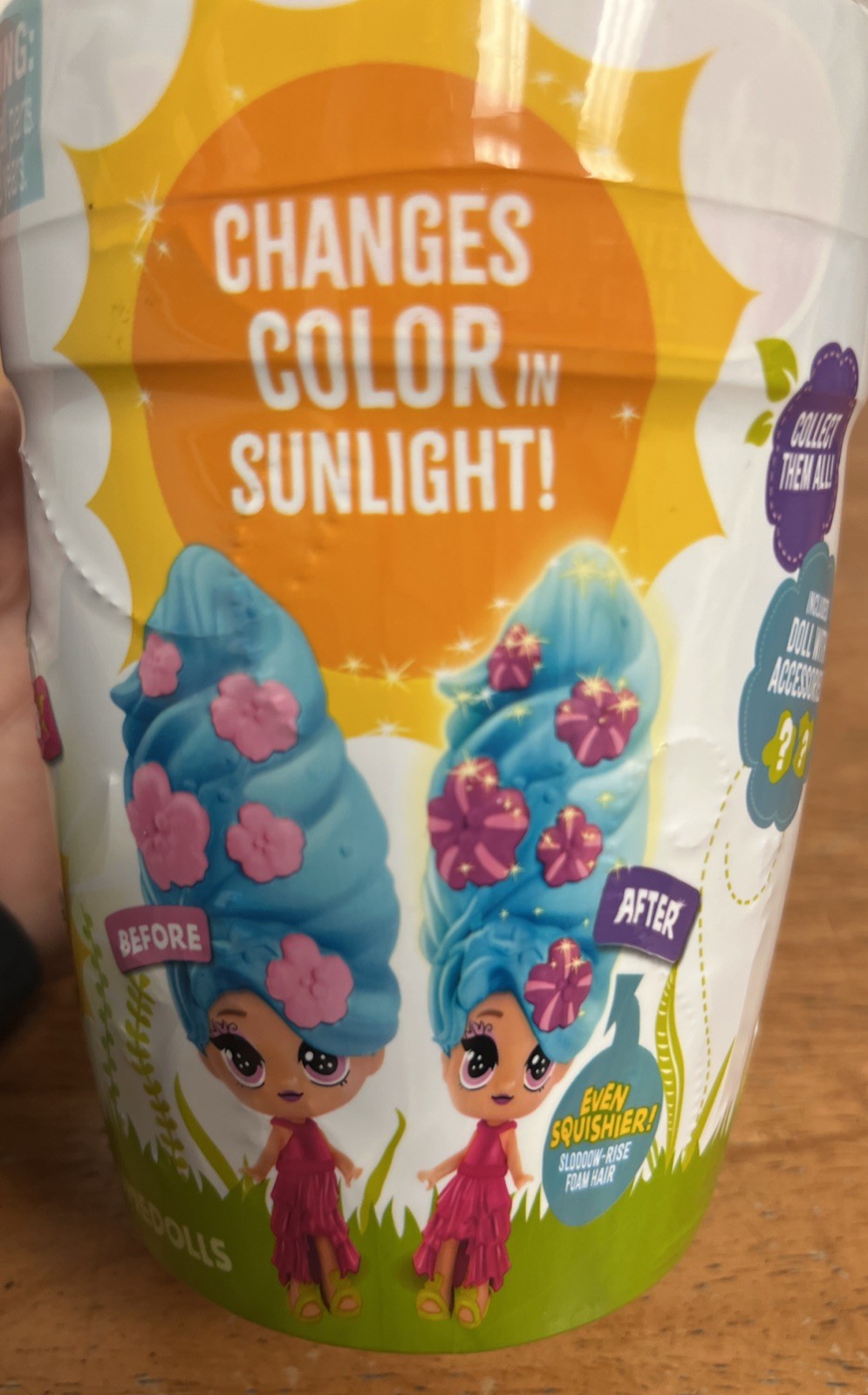 Blume Flowerpot Girls Changes Color In Sunlight Surprise Reveal Doll blume-flowerpot-girls-changes-color-in-sunlight-surprise-reveal-doll