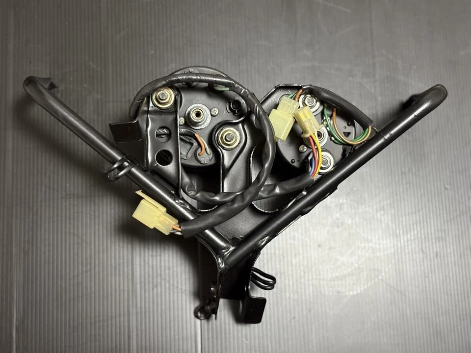 Velocímetro velocímetro Honda Nsr50 último modelo Repsol capó superior estancia  Foto 3 de 4