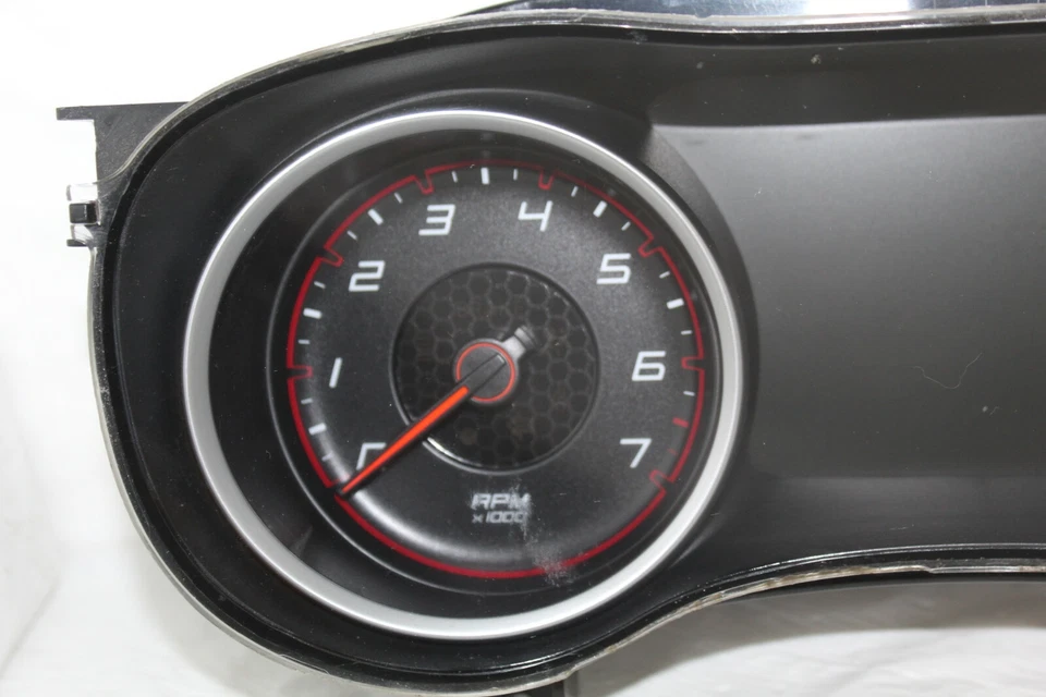Cuadro de instrumentos velocímetro indicadores de panel Dodge Charger 2016 112.281 millas Foto 3 de 4