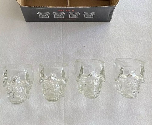 Skull Shot Glasses Set of 4 Skull Shaped Clear Glass New In Box - Picture 5 of 8