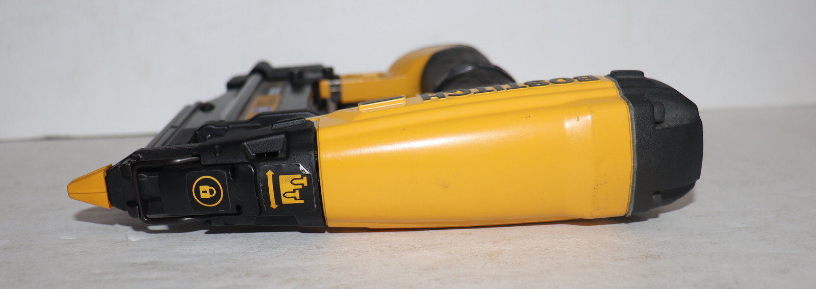 Bostitch BTFP2350K 23Gauge Pneumatic Pin Nailer eBay