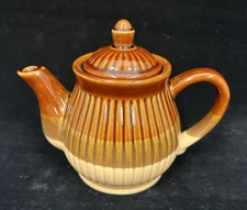 Teapot Ceramic 5 inch Made in Taiwan Brown tones Ribbed