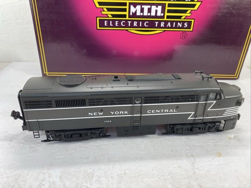 MTH 20-2333-1 New York Central Scale FA-2 ABA Diesel Set With Proto-Sound 2.0 - Picture 10 of 11