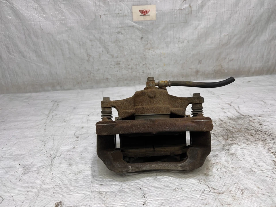 Pinza de freno delantera derecha lado del pasajero Mazda 3 2014-2018 OEM Foto 3 de 4