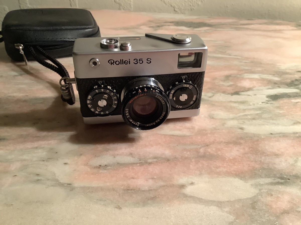 Rollei 35S With Case Strap Lens Cover & Rollei 100XLC Flash Rollei 35S With Case Strap Lens Cover & Rollei 100XLC Flash