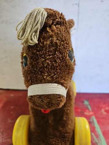 1980 Playskool 480 Vintage Rolling Ride-on Plush Pony - Picture 8 of 11