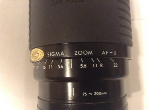 SIGMA ZOOM AF 75-300mm f/4.5-5.6 MULTI-COATED For SONY/MINOLTA A - Picture 3 of 5