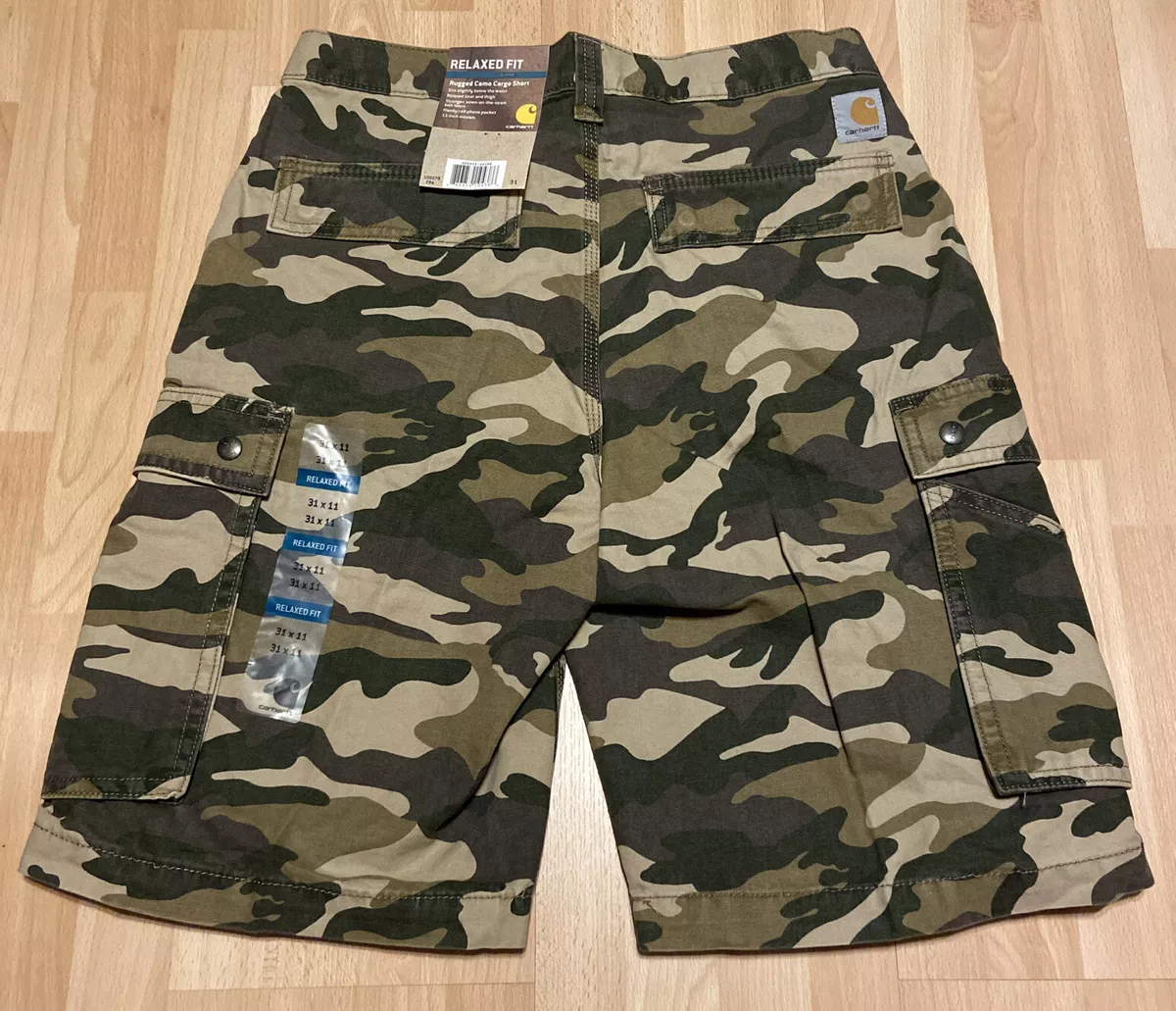 Carhartt store short pants