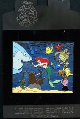 Disney Shopping Ocean Scene Little Mermaid Ariel Finding Nemo Jumbo LE 500 Pin