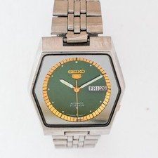 Seiko 5 Automatic Hexagon Case 6319-602A Rare Green Dial Gold Accents Watch 1979