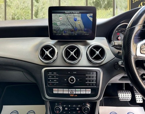 Mercedes GLA Class GLA 200 AMG LINE EDITION PLUS - Picture 15 of 24