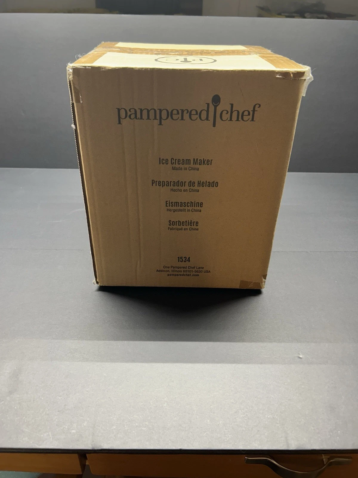 NIB Pampered Chef Ice Cream Maker #1534, Never Used