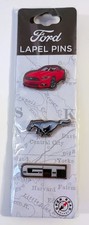 FORD MUSTANG GT / 3 tlg. Set Running Horse Pony Anstecker Enamel Pin NEU OVP USA