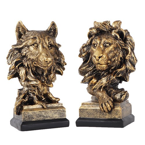 Wolf Figurine Lion Statue Mens Office Accessories, Wolf Lion Figurine for Lib...
