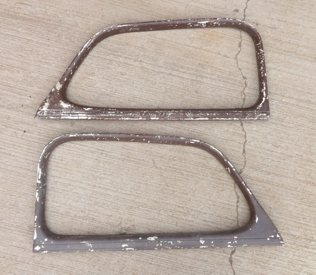 1938 Chevy 4dr Sedan FRONT DOOR WINDOW GARNISH MOLDINGS Original