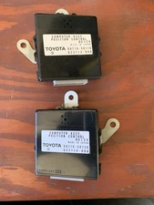 89710-50120 & 89710-50110 Position Control Modules Rear Seat Lexus LS430 