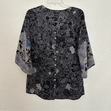 Citron Silk Floral Button Front Short Sleeve Black Top Small