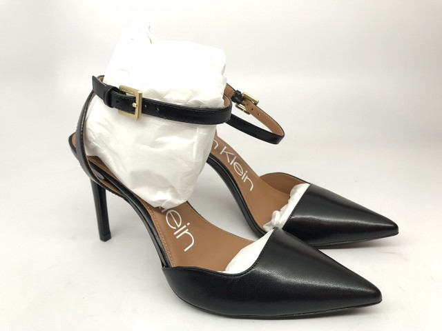 calvin klein raffaela pump