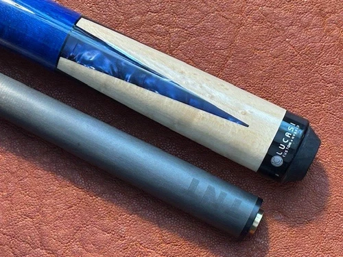 Lucasi pool cue with TNT Carbon Fiber Shaft. Uni-Loc Joint. No Wrap.