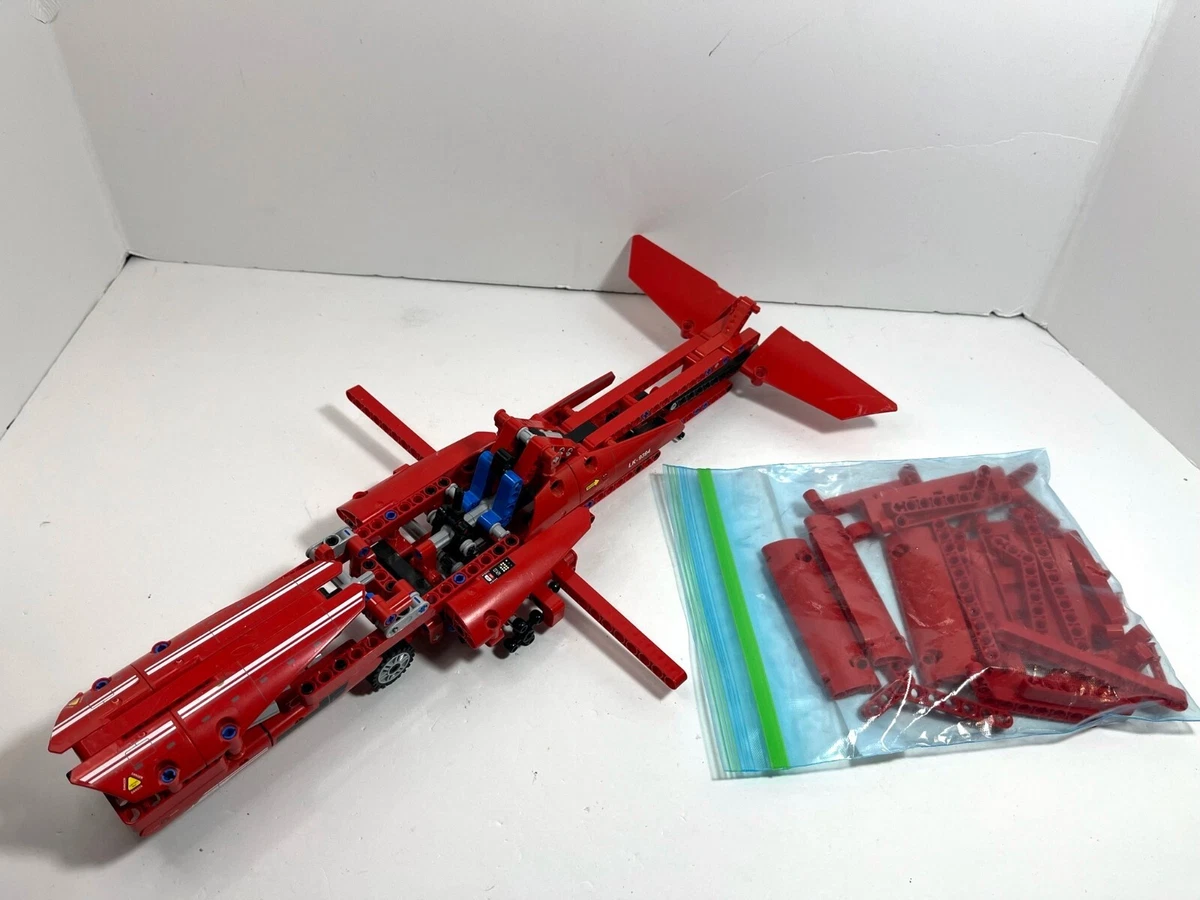 hage Gøre en indsats Tyr LEGO Technic: Model: Jet Plane 9394 Partial. | eBay