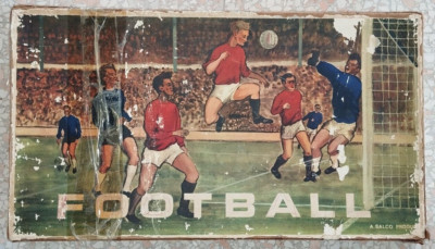 1950s - FOOTBALL - SALCO PRODUCTION - VINTAGE METAL FOOSBALL TABLE