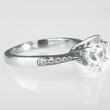 1.04 CT D/VS1 - VS2 Sparkling Round Cut Diamond Engagement Ring 950 Platinum