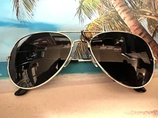 LARGE AVIATOR SUNGLASSES WITH DARK BLACK LENS  GOLD FRAME FRAME TOP COP